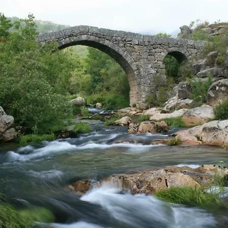 בית נופש Casas De - Parque Nacional Peneda-geres קסטרו לבוריירו